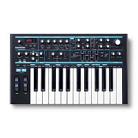 NOVATION Bass Station II